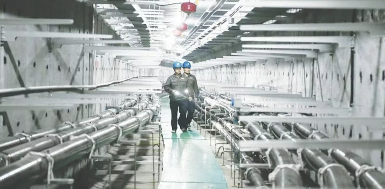 南陽(yáng)首條220千伏電纜隧道投運(yùn)，特發(fā)信息助力張仲景國(guó)醫(yī)大學(xué)復(fù)建工程順利開展